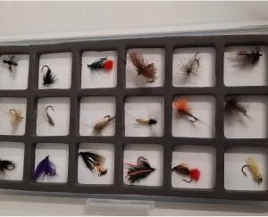 Flugask komplett med 18 flugor